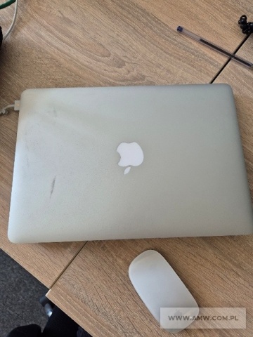 Notebooki (bez dysków twardych) - pakiet zawierający 21 szt. (wg oddzielnego wykazu) 